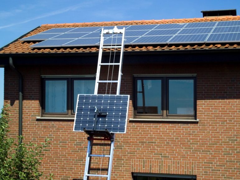 Stecklift Pritsche für Solarmodule